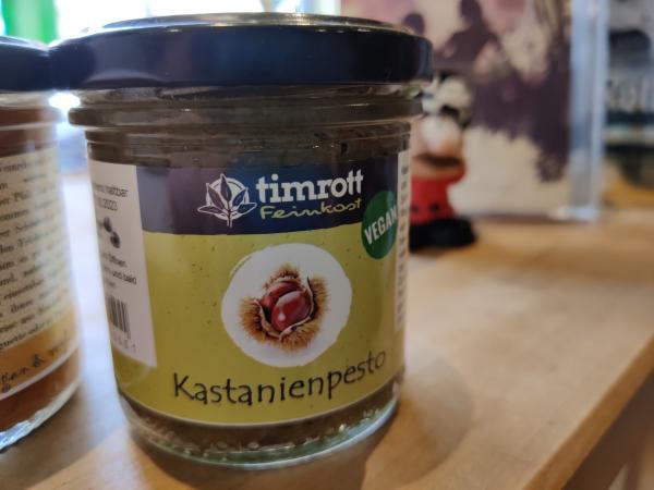 Kastanienpesto Sventimrott